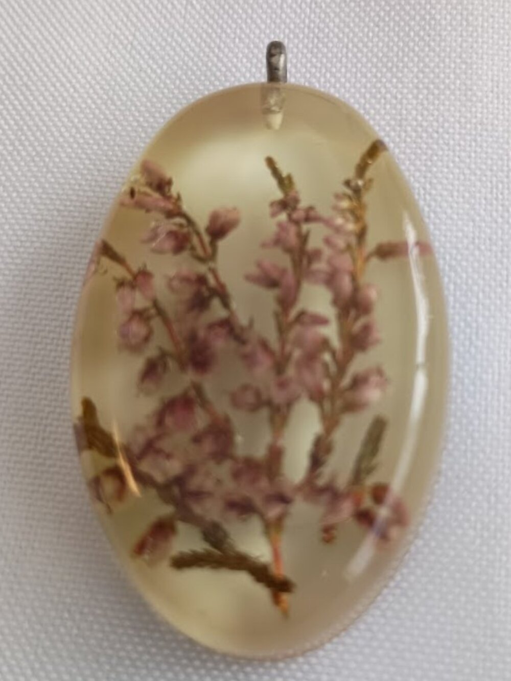Vintage Scottish Resin Oval Pendant with Dried Flowers
